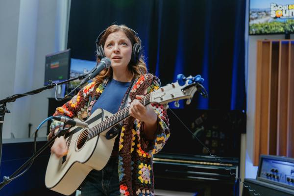 JADE BIRD 0920