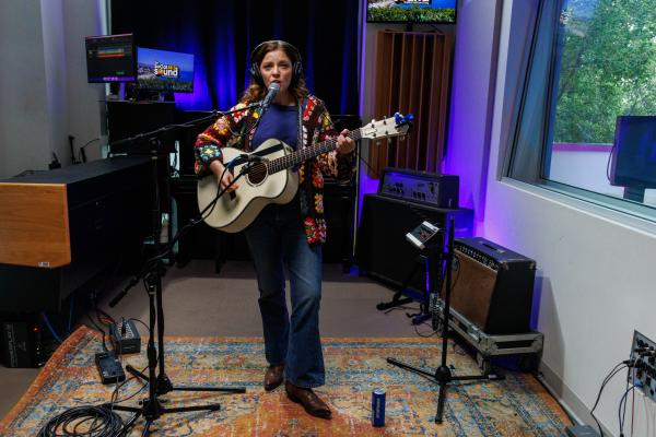 JADE BIRD 2369