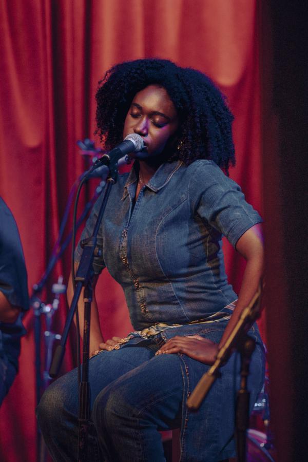 NIA ASHLEIGH AT HOTEL CAFE FOR THE SOCAL SOUND