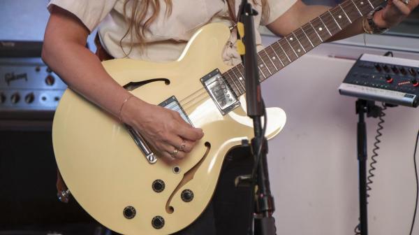 ALY AJ 07